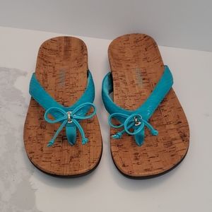 Worn once Vionic sandals 9 wide